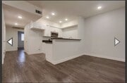 Photo - Glenoaks Villas Apartments