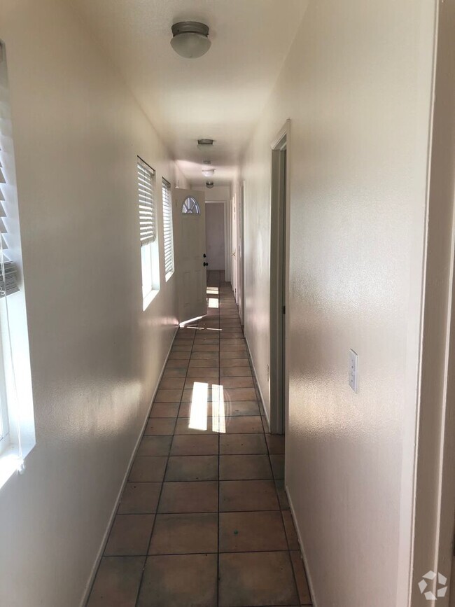 Building Photo - 6743 Del Playa Dr Unit 1 Rental