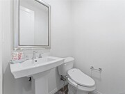 Photo - 101 Hemisphere