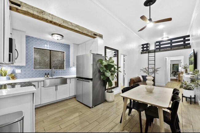 Photo - 45760 Calle La Paz