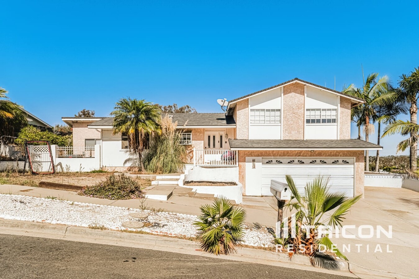 Photo - 4060 Alto St