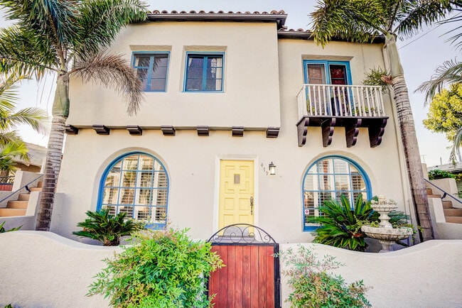 Building Photo - 479 Gaviota Ave Unit 481