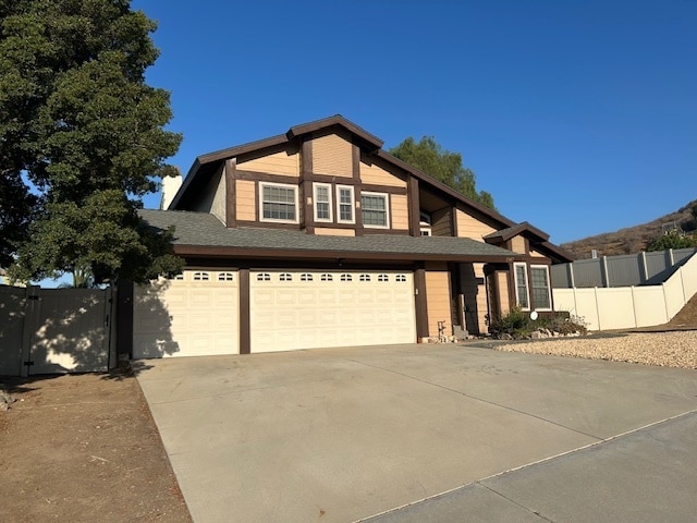 Photo - 5947 Helmcrest Dr House