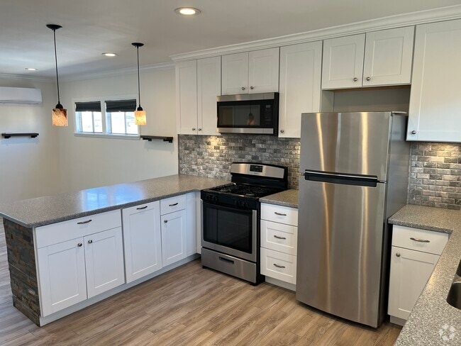 Building Photo - 228 Siena Dr Rental