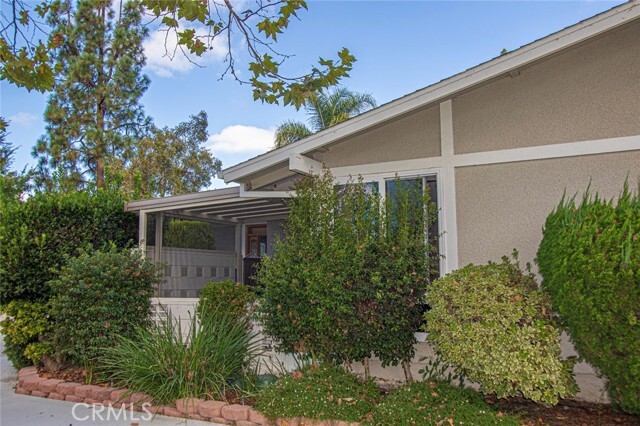 Photo - 594 Avenida Majorca