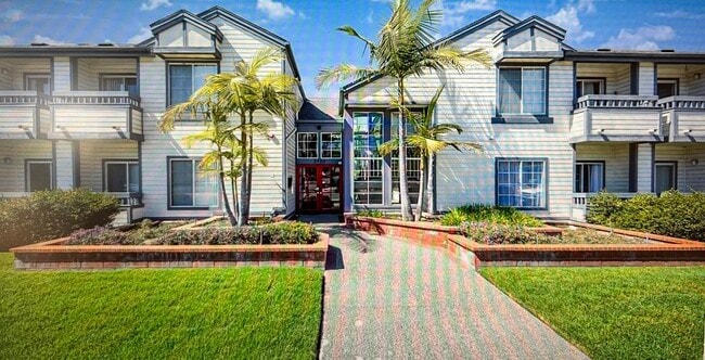 Photo - 3950 Cleveland Ave Unit 114