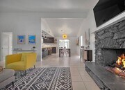 Photo - Stylish Palm Springs Home with Indoor-Outdoor Living