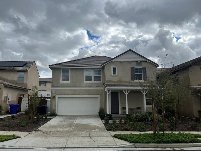 Building Photo - 3062 Flagstaff Dr