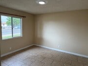 Photo - 1609 Grove St Unit B