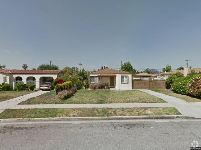 Building Photo - 9111 S 3rd Ave Rental