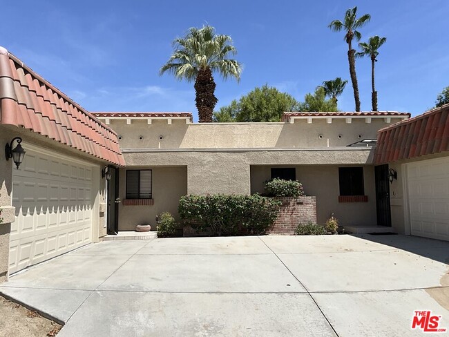 Building Photo - 40588 Pebble Beach Cir Unit 47-05