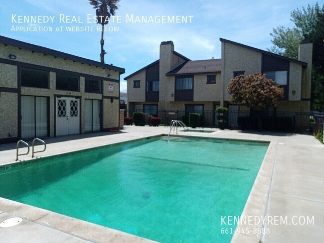 Photo - 1328 W Ave J 4