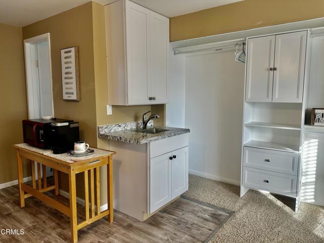 Photo - 8693 Medford St