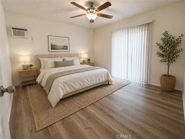 Photo - 685 E Vista Chino Unit 4
