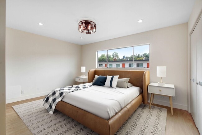 Photo - 1443 N Ave 47 Unit #11