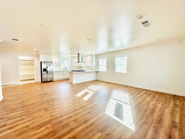 Photo - Beautiful Lakewood Home