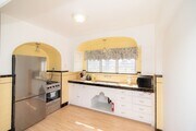 Photo - 1454 Pacific St
