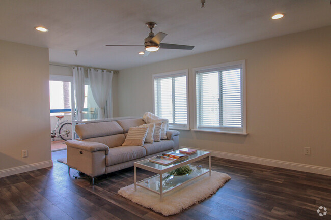 Building Photo - 200 S Catalina Ave Rental