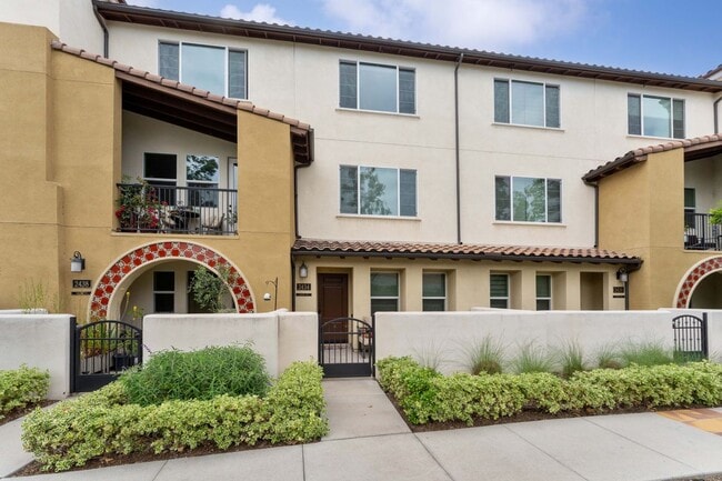 Photo - 2434s Tapestry Wy Condo