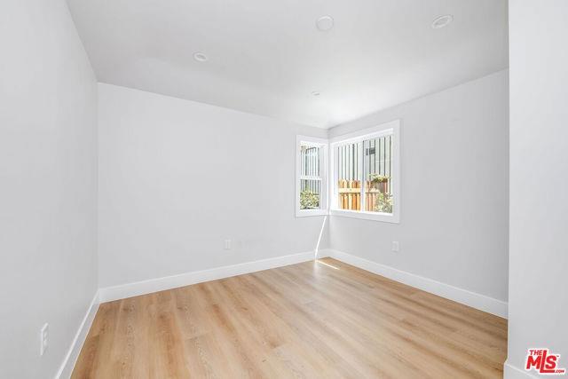 Photo - 4522 Laurel Canyon Blvd