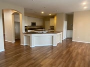 Photo - 375 Deodar St