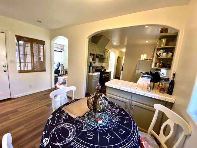 Photo - 1653 1/2 Maltman Ave Unit 12