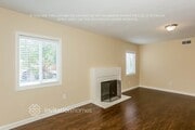 Photo - 15145 Haynes St