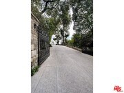 Photo - 1570 Melwood Dr