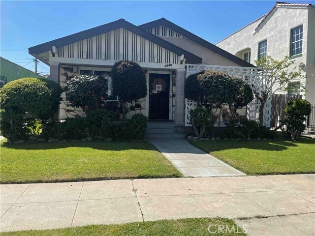 Photo - 1030 W 64th St