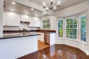 Gorgeous kitchen open concept to dinning room - 11690 Margate St