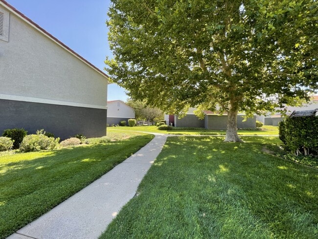 Photo - Ridgeview Village Apartments
