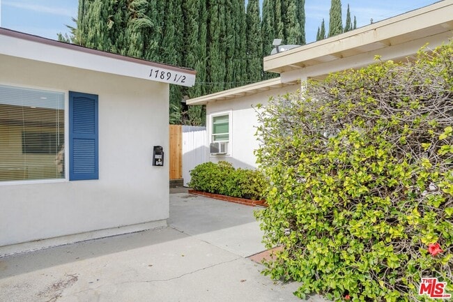 Photo - 1789 1/2 Atchison Street Unit