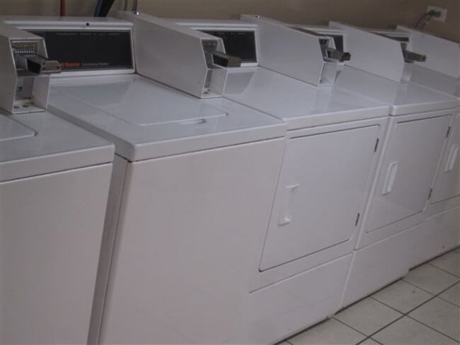 Photo - Arch Sunset Apartments