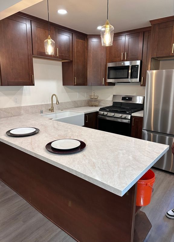 Photo - 3590 Madison Ave