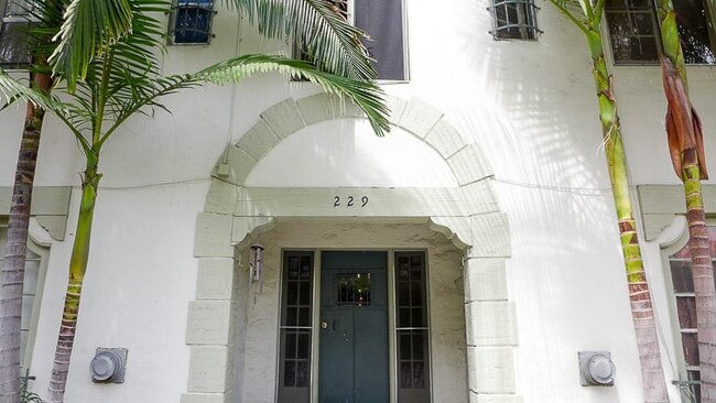 Photo - 229 S Westlake Ave Unit 203