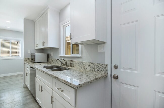 Photo - Ellis Street Duplex Unit 79 East Ellis St.