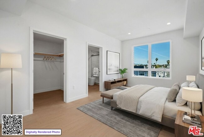 Photo - 1717 Winona Blvd Unit 304