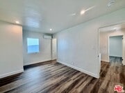 Photo - 501 S Gaylord Dr