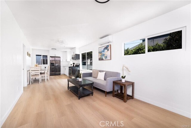 Photo - 1009 W Myrtle St