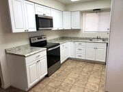 Photo - 915 Malaga Pl