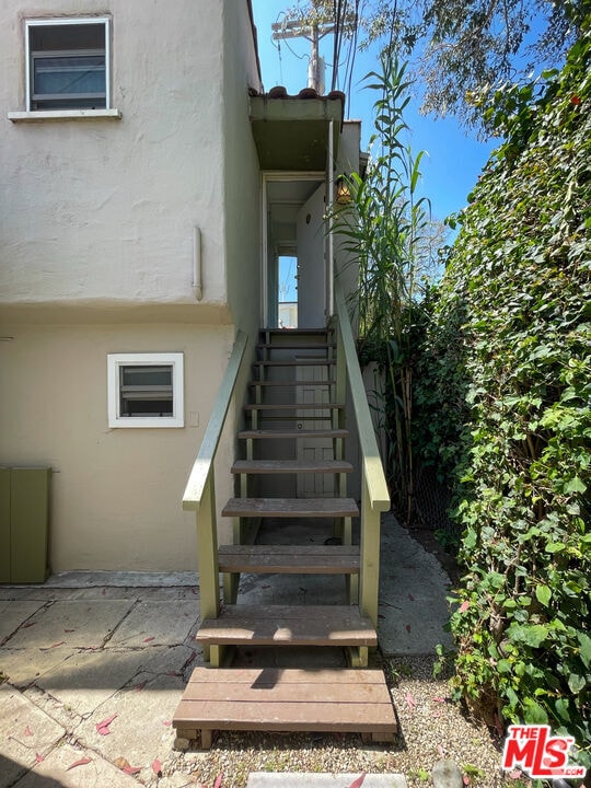 Building Photo - 843 Huntley Dr Unit 3/4 Rental