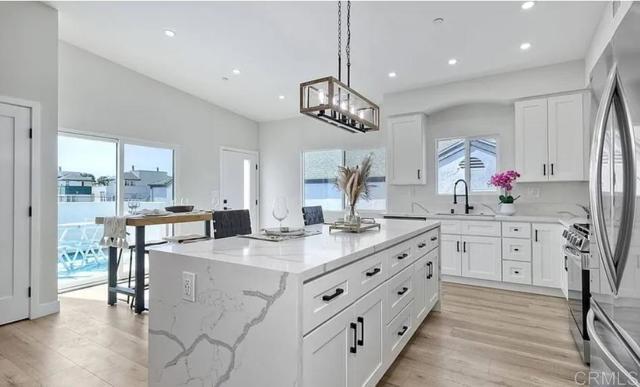 Building Photo - 573 Florida St Unit 1