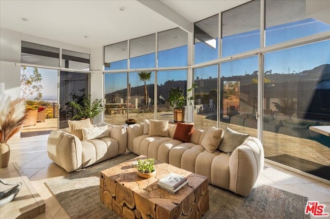 Photo - 6530 Lakeridge Rd