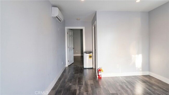 Photo - 8216 Encino Ave