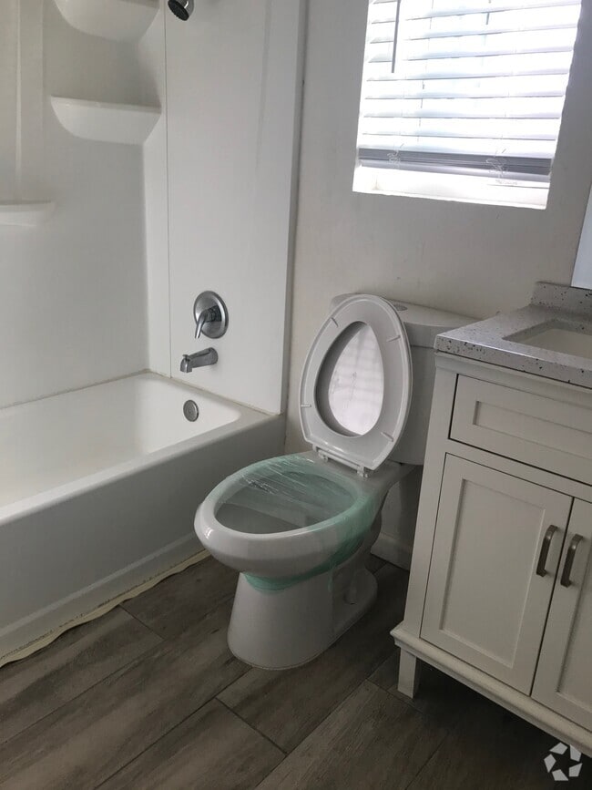 Building Photo - 1231 Isleton Pl Unit B Rental
