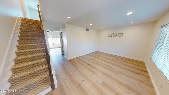 Photo - 588 Rio Grande Cir