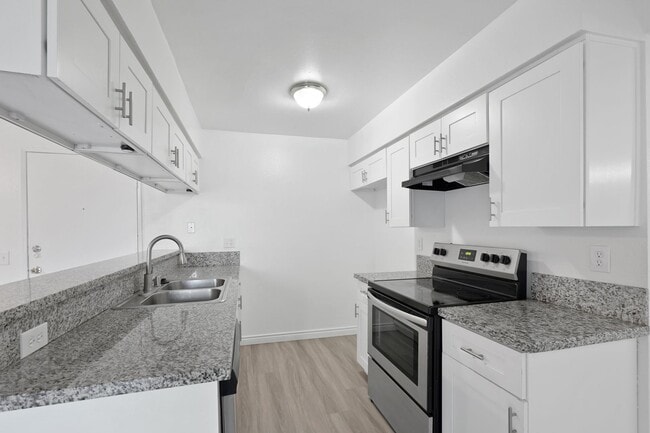 Photo - Great Sylmar Location-Upgraded 2/2 Apartment Unit 106
