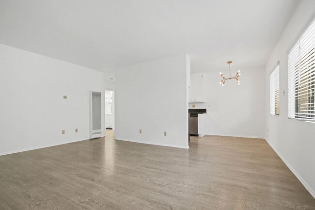 Photo - 1449 Princeton St Unit 3