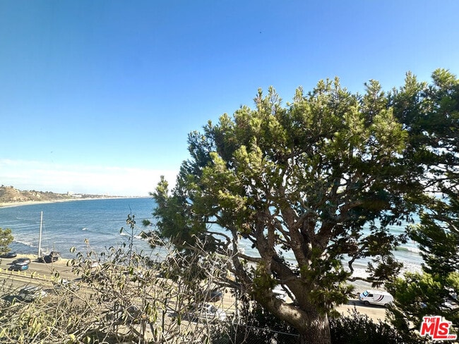 Photo - 17366 Sunset Blvd Unit 105