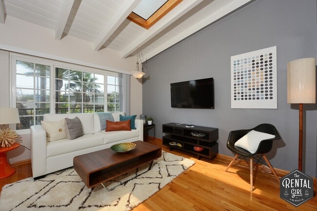 Building Photo - 313 Mildred Ave Unit 15